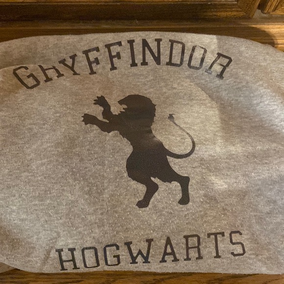 Grey Gryffindor hoodie, size small, worn once. - Picture 1 of 2